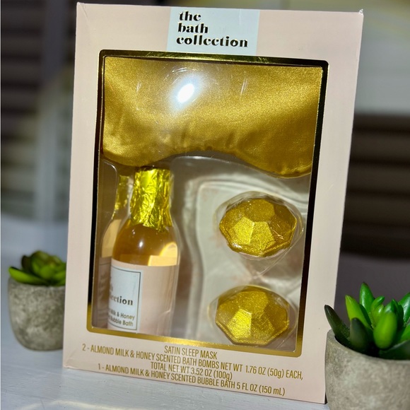 VALENTINE'S DAY GIFT SET ($200 Value) - Picture 4 of 9